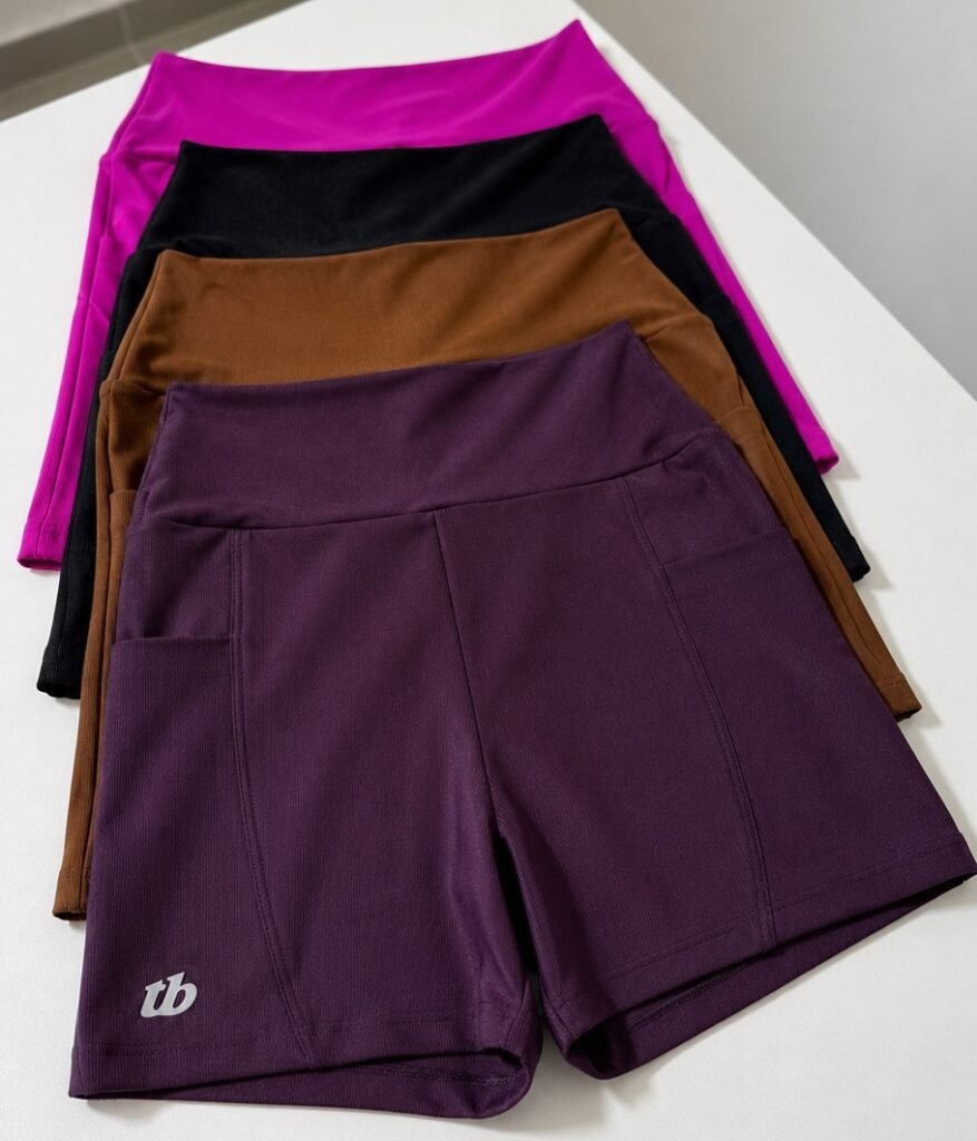 Short Canelado com Bolso — Ref. TB011